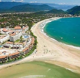 Praia de Pernambuco - Guaruja/SP