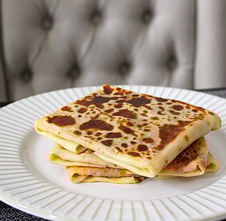 stuffed crepes with chicken and cheese