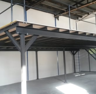 mezanino com estrutura metalicas