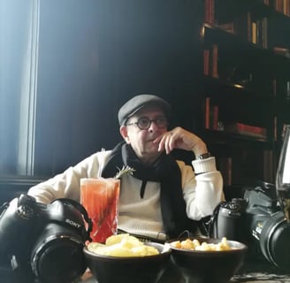 marhart assis en pause au chateau frontenac