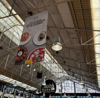 interior do Mercado da Ribeira
