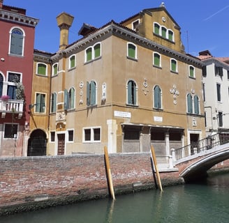 San Trovaso's bridge