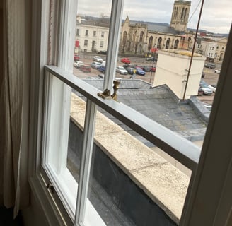 sash window restoration, new double glazed sash, draught proofing, period window repair