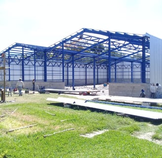 Construcción de bodega metálica en Guatemala