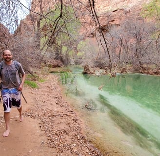 tanner hiking havasupai falls clear river