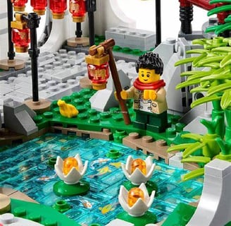 LEGO SPRING LANTERN