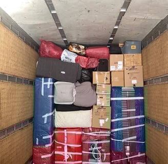 Bolu ve çevresine şehir içi ve şehirler arası nakliye sağlayan Sabırlar Nakliyat kamyonu