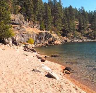 Coeur d'Alene, ID - A secret beach on the Tubb Hill nature trail