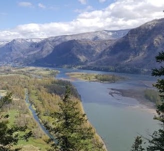 Columbia River Gorge, Oregon - Views of the gorge from the Bridal Veil & Overlook Loop trail