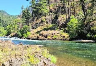 Waterfall Hwy, OR - The blue-green waters of the N. Umpqua river are gorgeous