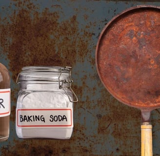 Removing rust from cast iron using baking soda and vinegar for easy restoration and seasoning