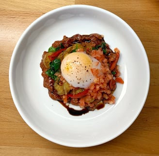 egg & chorizo hash