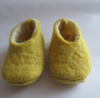 Baby-Wollpantoffeln