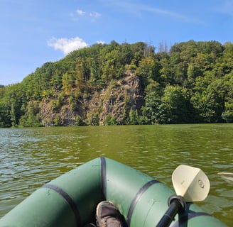 Laura Niepold auf der Talsperre
