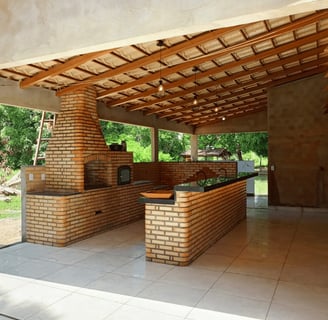 Churrasqueira e forno de pizza: seu espaço gourmet completo!
