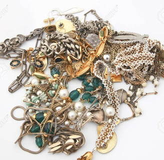 assortment of jewelry