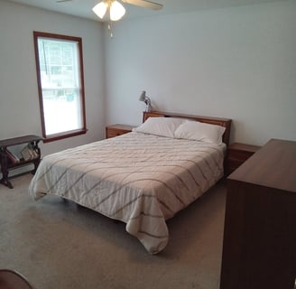 2nd bedroom