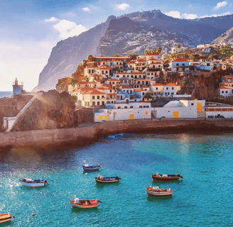 Discover Portugal: Your Ultimate Guide to Coastal Charms, Historic Cities, and Seasonal Festivities