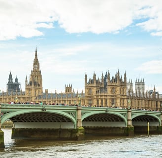 Discover London’s Soul: Iconic Sights, Cultural Traditions, and Seasonal Magic