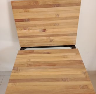 Kursi Papan Bambu Dengan Konstruksi Besi