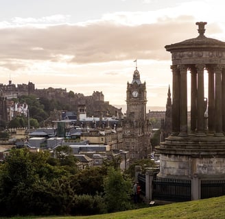 edinburgh city view from the national monument