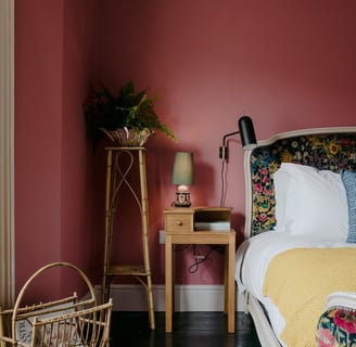 the romantic rose dial hotel room