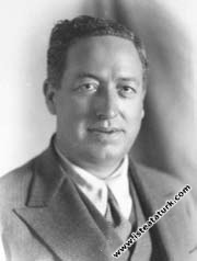 Cevat Abbas Gürer Kimdir?