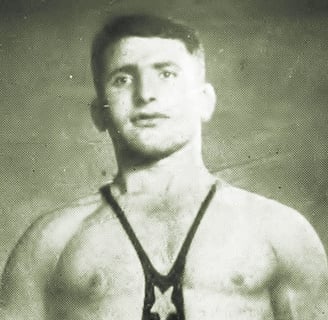 Yaşar Erkan Kimdir?