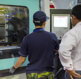 Fast plastic injection molding