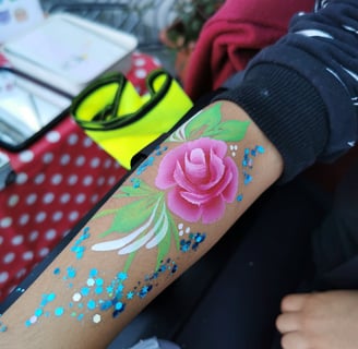 Rose Schminkmotiv Kinderschminken Pinselbunt Pinneberg