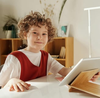 interactivve English class for kids aged 4+