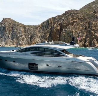 Yate Pershing 75 en renta cabo san lucas