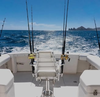 yate-pesca-cabo-express-31-carretes-varas