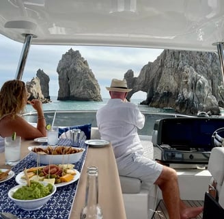 yate schaefer 65 en renta cabo san lucas el arco