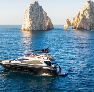 Yate Sunseeker 80 en renta cabo san lucas el arco