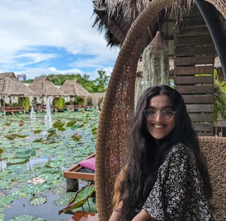 Riya - Website Copywriter