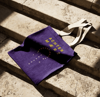 Merchandise concept achter märz