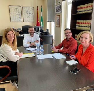 Delegado Territorial Francisco Bellido, Jefe de Servicio Protección de Menores y NAYFA.