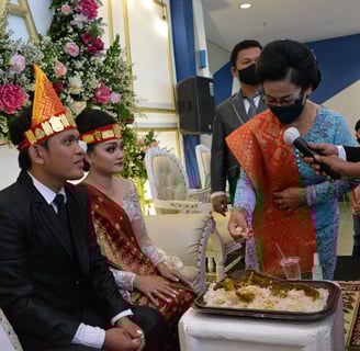 Pernikahan adat batak
