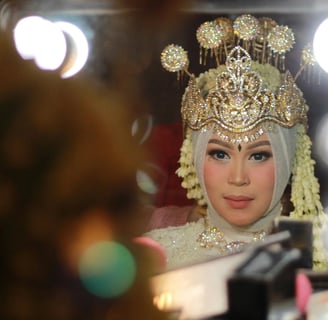 Jumlah Kembang Goyang pada Siger Sunda