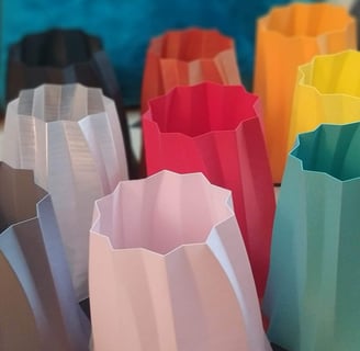 La lampe Éléonore nous offre un festival de couleurs