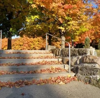 Rigaud, automne, escaliers