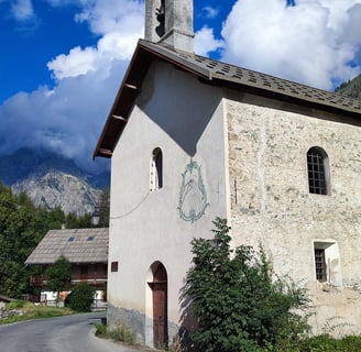 les Claux - chapelle Ste Barbe -