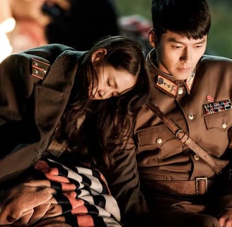 Os protagonistas do Dorama "Pousando no Amor"