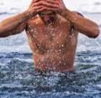 متلازمة التعب المزمن ( CFS) التهاب الدماغ النخاعي العضلي ( ME) الصيام والماء البارد