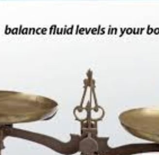 🥤🔬 Fluids & Fasting  The Science of Hydration and Kidney Function