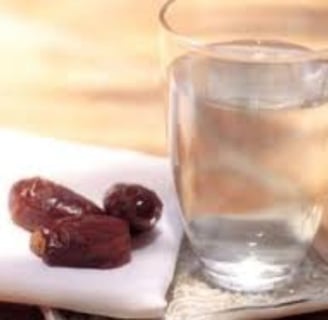 والافطار على التمرالصيام 