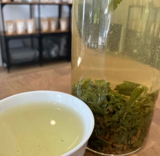 Infusion à froid mizudashi de genmaicha