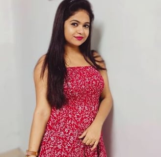 Anjali elegant office girl escort Gurugram 