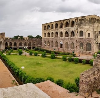 Golkonda fort, hyderabad historical place